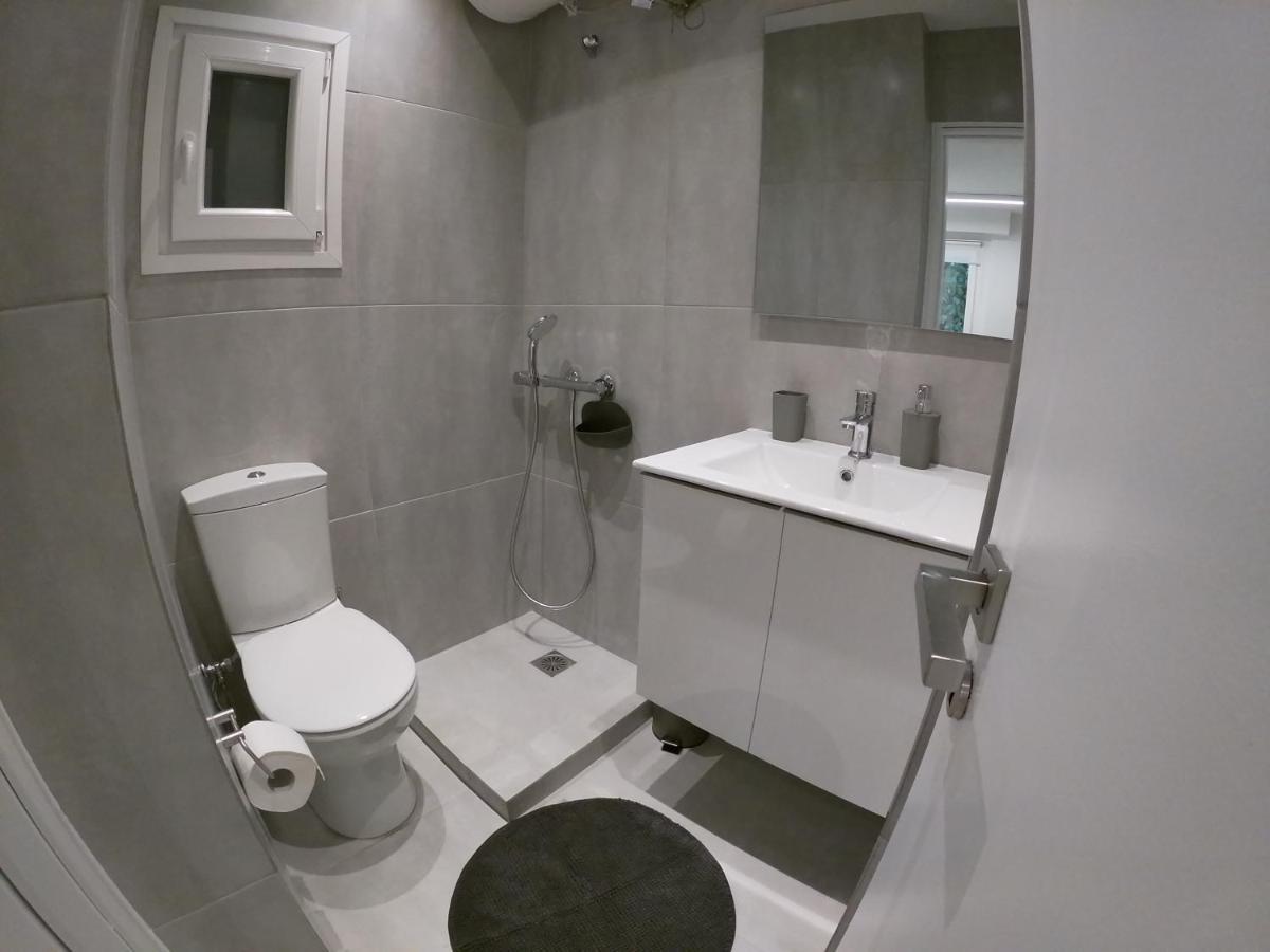 Renovated Apartment In Kifissia Center Near Metro G25 Athens Luaran gambar